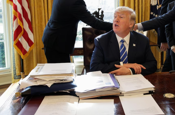 Đằng sau vụ rò rỉ tài liệu mật của hai tổng thống Mỹ - 4