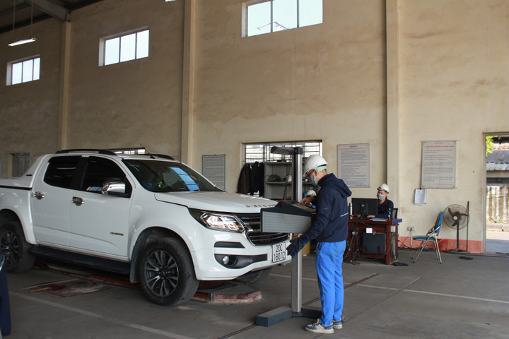 Thái Nguyên thanh tra đột xuất các trung tâm đăng kiểm xe cơ giới - 1