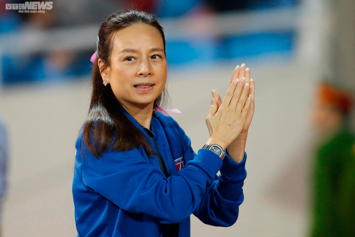 Trưởng đoàn Thái Lan đặt mục tiêu thắng tuyển Việt Nam, vô địch AFF Cup - 1