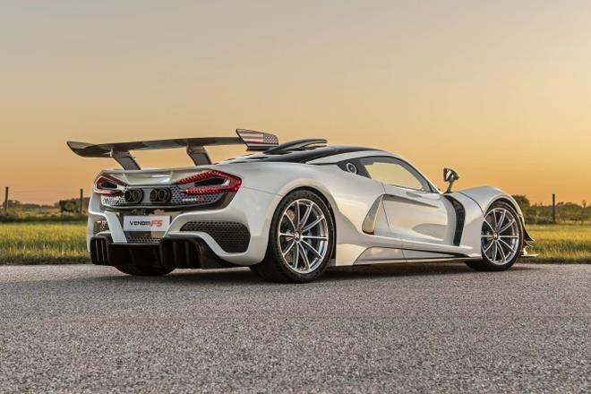 Hennessey Venom F5 Revolution có giá hơn 2,7 triệu USD - 2