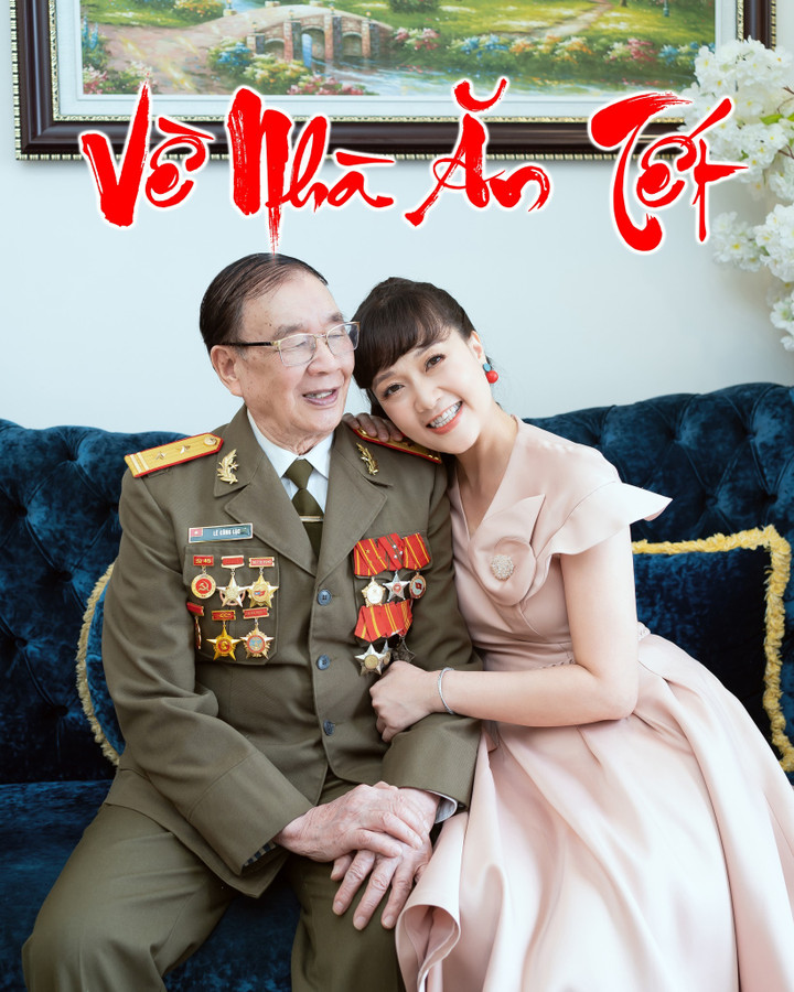 Sao Việt 17/1: Vân Dung nhí nhảnh bên bố, Thanh Duy khác lạ khi giả gái - 1