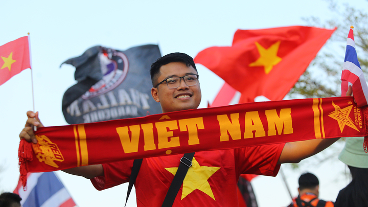 Cháy vé trận U22 Việt Nam gặp U22 Lào - 1