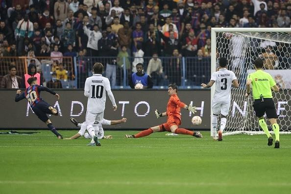 Hạ Real Madrid, Barca giành danh hiệu đầu tiên dưới thời HLV Xavi - 2