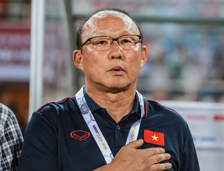 HLV Park Hang Seo chia tay tuyển Việt Nam - 1