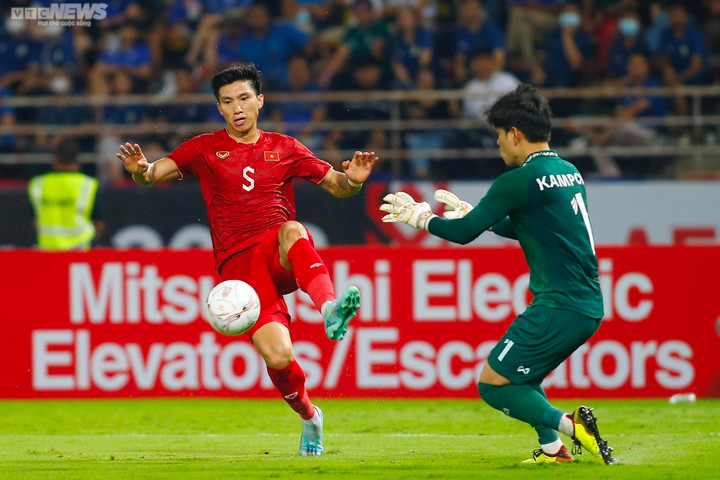 Trực tiếp bóng đá Thái Lan 1-0 Việt Nam: Thầy trò HLV Park Hang Seo bại trận - 1