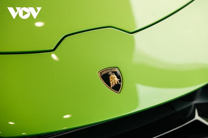 Cận cảnh Lamborghini Huracan Tecnica giá gần 20 tỷ đồng tại Hà Nội - 8