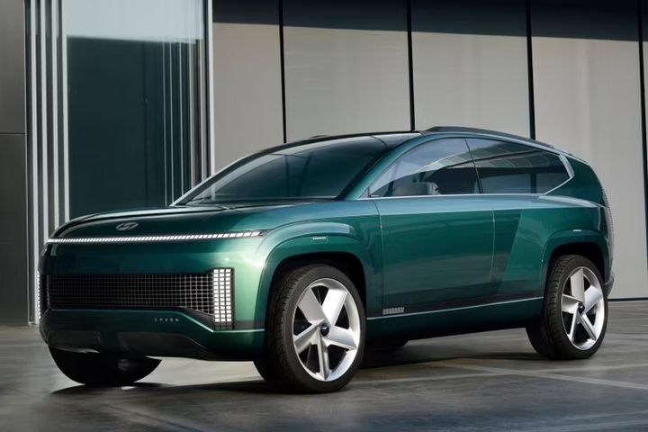 Những mẫu ô tô thú vị ra mắt năm 2023 - 2