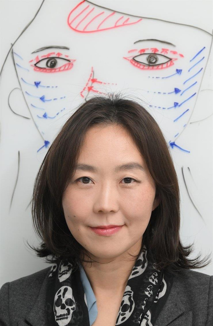 Người Hàn Quốc trả giá đắt cho nỗi ám ảnh ngoại hình - 4