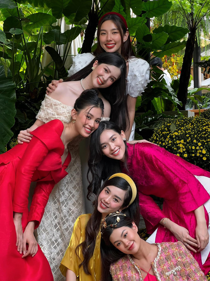 Sao Việt 20/1: Xuân Bắc tới tặng quà Tết cho Công Lý lúc nửa đêm - 8