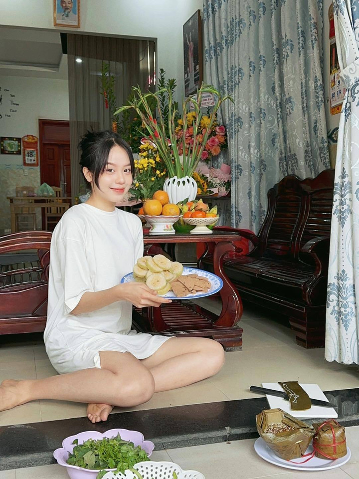 Sao Việt 20/1: Xuân Bắc tới tặng quà Tết cho Công Lý lúc nửa đêm - 3