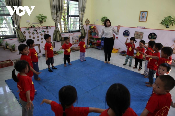 Giáo viên không về quê, ở lại vùng cao đón Tết cùng học trò - 1