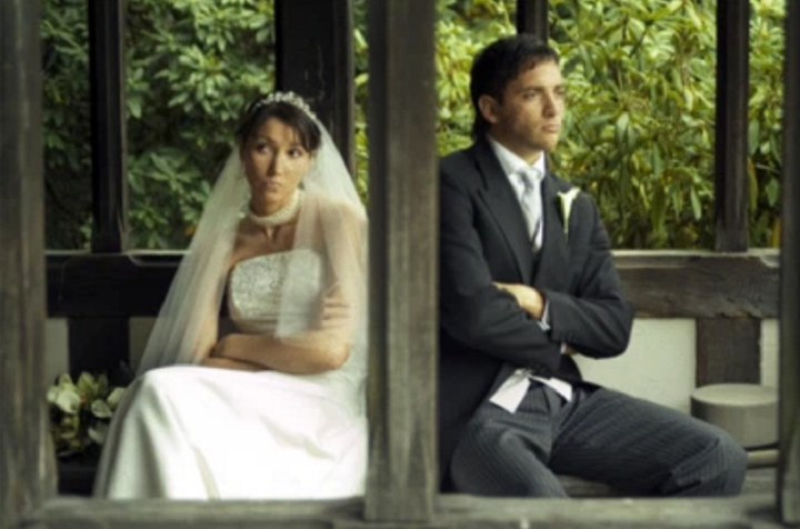 Cuộc đời bớt vô nghĩa nhờ lấy chồng - 1