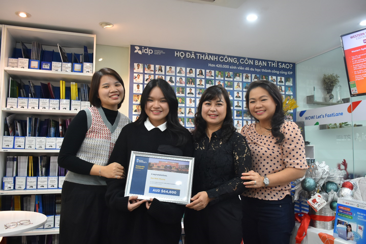 Bí quyết săn học bổng 50% Đại học Bond từ cô nàng gen Z - 2