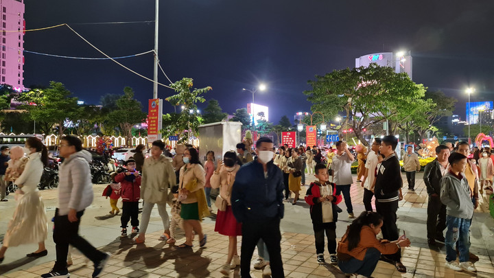 Cả nước đón giao thừa Tết Quý Mão 2023 - 29