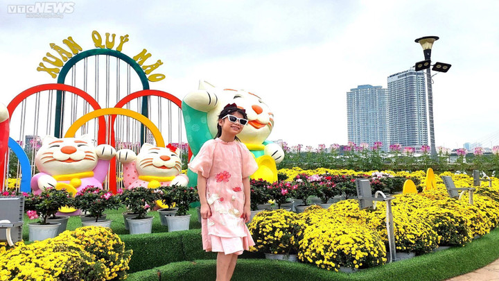 Cả nước đón giao thừa Tết Quý Mão 2023 - 41