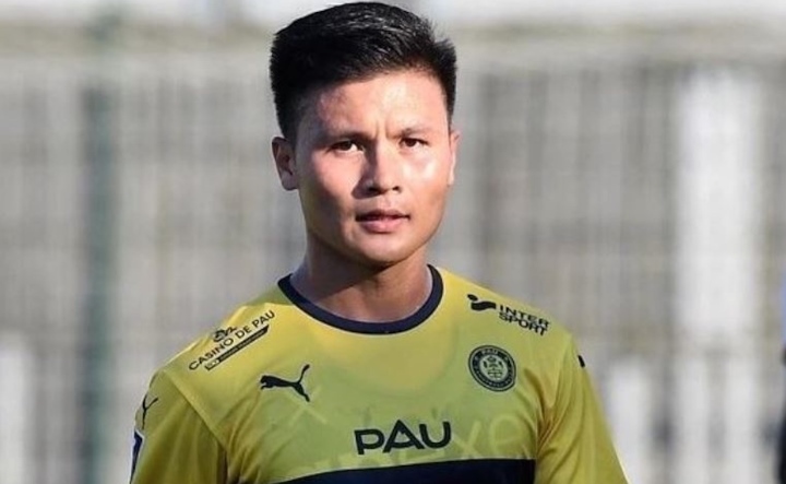 Chia tay Pau FC, Quang Hải trở lại V-League - 1
