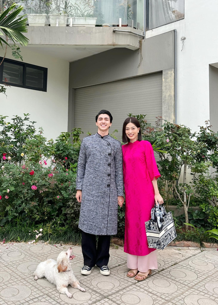 Sao Việt 25/1: Khánh Thi cùng chồng con chúc Tết tình cũ Chí Anh - 7