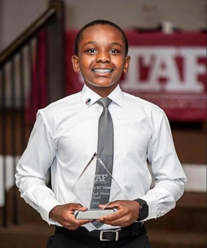 Những thiên tài vào đại học năm 12 tuổi, làm chủ các công ty riêng - 5