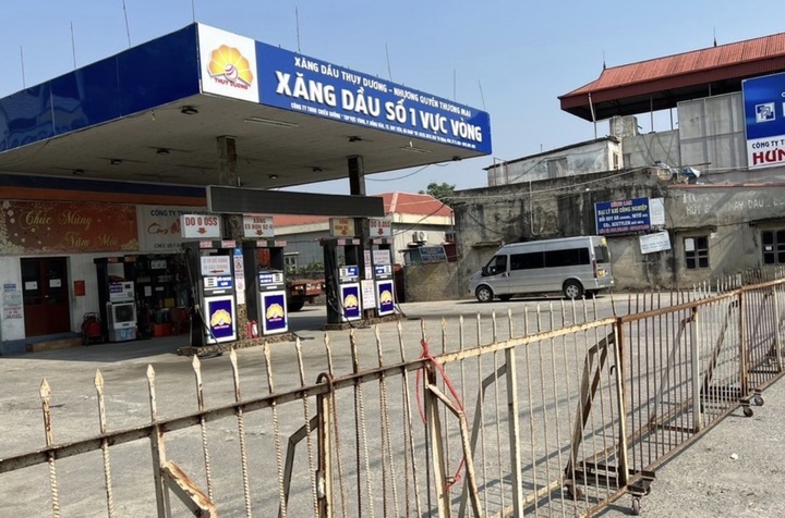 Nghỉ bán hàng 45 phút, một cây xăng bị phạt - 1