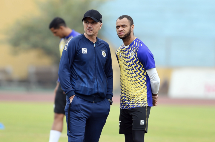 HLV Bandovic: 'Hà Nội FC không chỉ dựa vào Văn Hậu' - 1