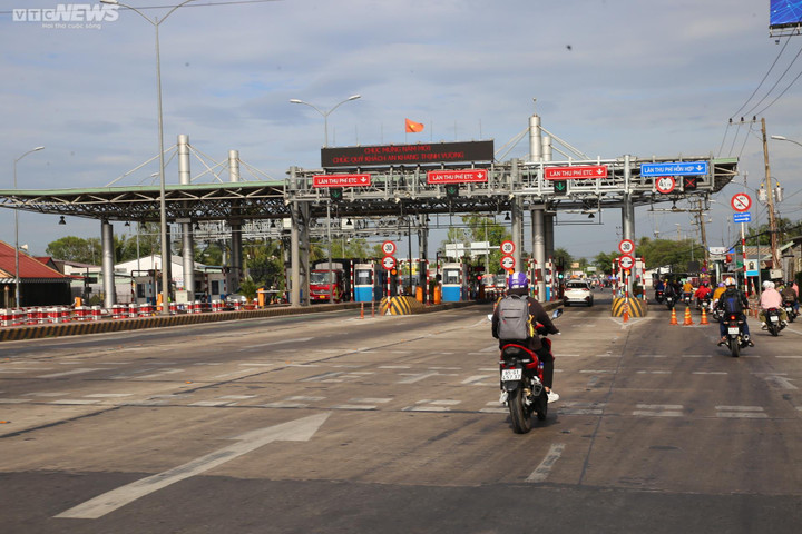 Bến Tre: BOT Cầu Rạch Miễu xả trạm chiều mùng 5 Tết - 6