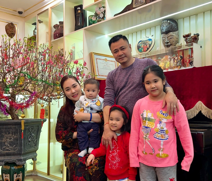 Sao Việt 28/1: Hari Won đọ sắc cùng em chồng, Lệ Quyên khoe eo thon sau Tết - 6