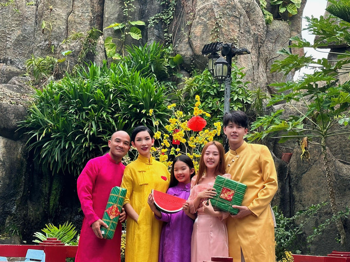 Sao Việt 29/1: Chí Trung đáp trả khi bị soi chuyện yêu bạn gái kém 17 tuổi - 6