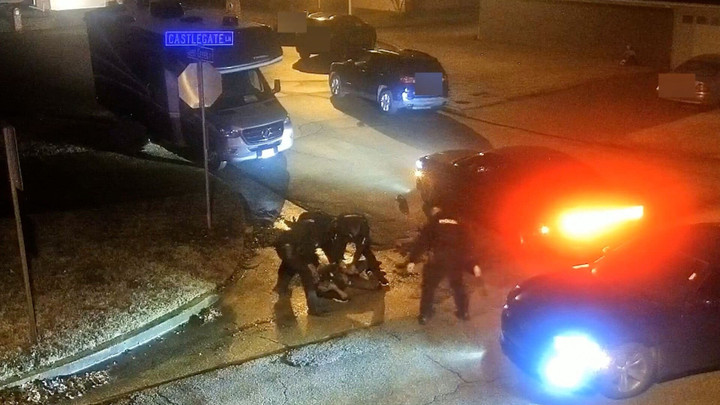 71 mệnh lệnh kỳ quái của các sĩ quan đánh đập Tyre Nichols - 3