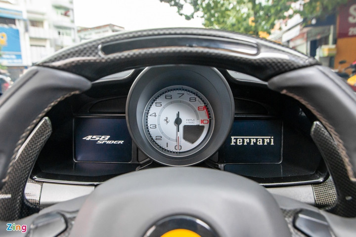 Ferrari 458 Spider hàng hiếm được làm mới ngoại thất - 6