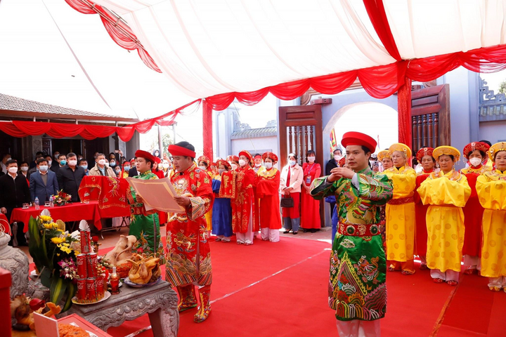 Những điểm đi lễ đầu năm hút khách ở Lào Cai - 2