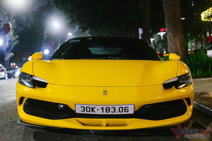 Ngắm Ferrari 296 GTB hơn 23 tỷ đồng của đại gia Hà Nội - 2