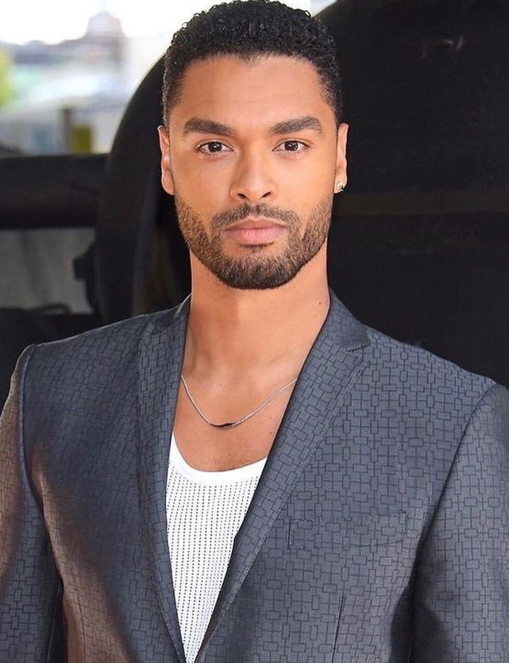 Ngắm vẻ điển trai của người đàn ông có gương mặt đạt tỷ lệ vàng 2023 - 2