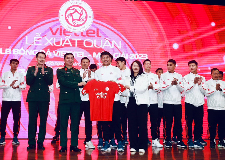 CLB Viettel đặt mục tiêu top 3, cạnh tranh vô địch V-League 2023 - 2