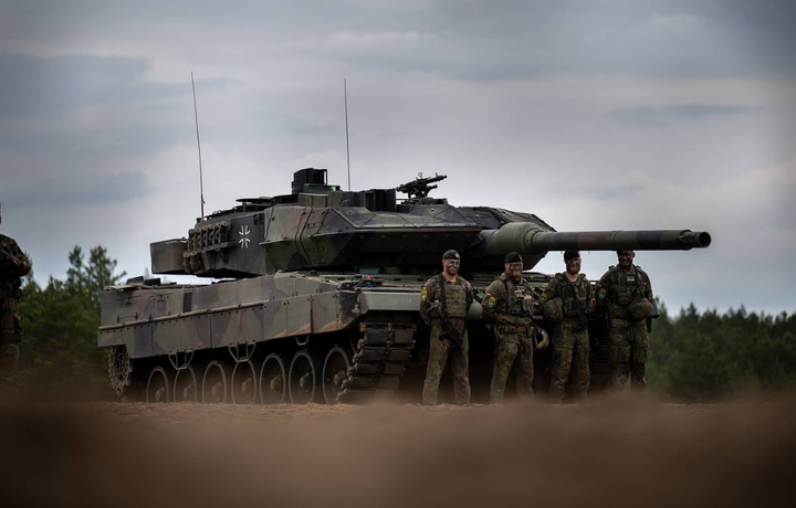 Bao lâu xe tăng phương Tây đến được Ukraine? - 2