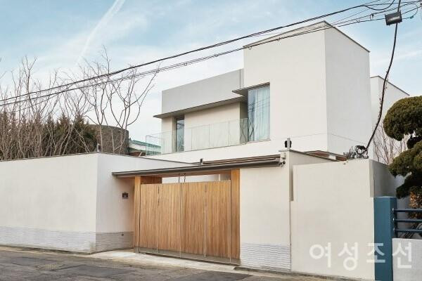 Căn hộ tân hôn trị giá gần 300 tỷ đồng của vợ chồng Song Joong Ki - 3