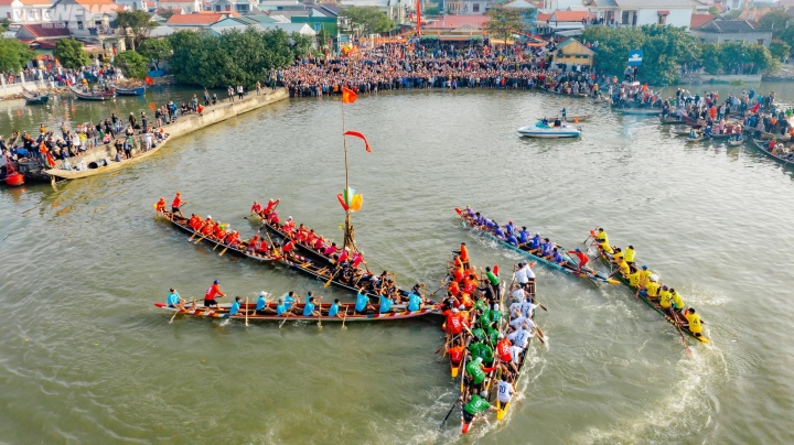 Lễ hội cầu ngư đua thuyền: Nét đẹp văn hóa ngư dân vùng biển