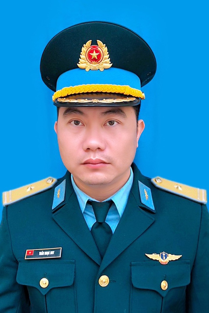 Trình Thủ tướng xem xét cấp bằng Tổ quốc ghi công cho phi công Trần Ngọc Duy - 1