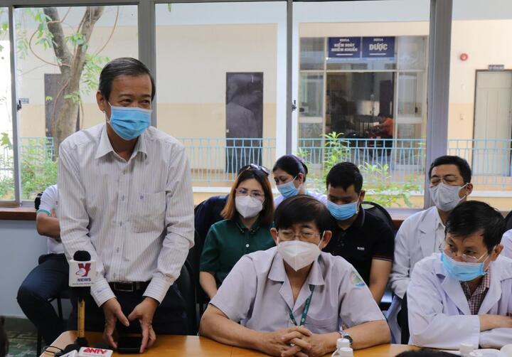 TP.HCM 3 lần xin nuôi cấy SARS-CoV-2, Bộ Y tế nói gì? - 1