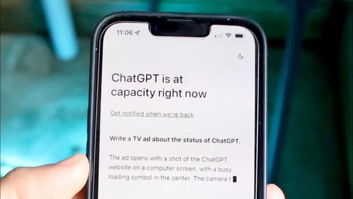 ChatGPT chính thức hé lộ phiên bản trả phí, không tốn 1 triệu đồng/tháng như đồn đoán mà rẻ hơn đến bất ngờ - Ảnh 2. ChatGPT hé lộ phiên bản trả phí, 469 nghìn đồng mỗi tháng - 2