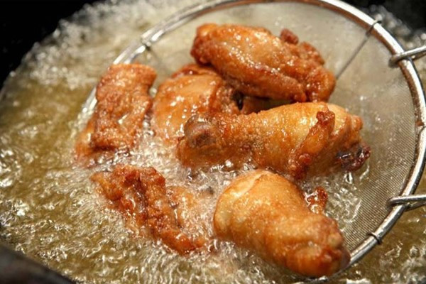 Những thực phẩm nên tránh xa tuyệt đối nếu không muốn gây tổn thương hệ tiêu hóa - 1