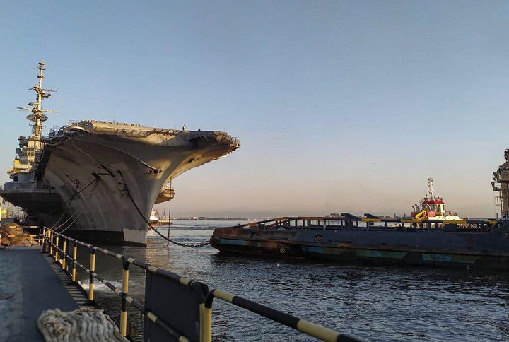 Thế bế tắc buộc quân đội Brazil đánh chìm tàu sân bay - 2