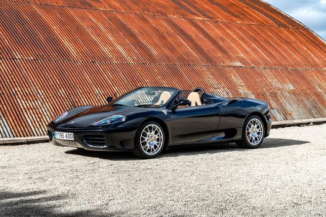 Chi tiết siêu xe Ferrari 360 Spider của David Beckham - 2