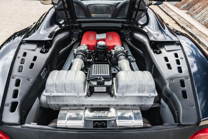 Chi tiết siêu xe Ferrari 360 Spider của David Beckham - 15