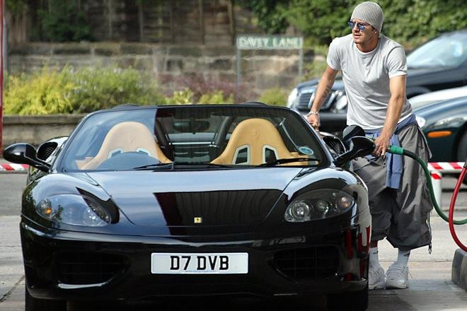 Chi tiết siêu xe Ferrari 360 Spider của David Beckham - 1