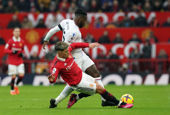 Trực tiếp bóng đá Man Utd 2-1 Crystal Palace: Casemiro nhận thẻ đỏ - 4