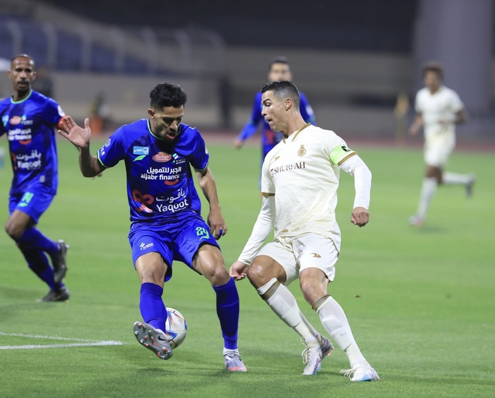 Ronaldo ghi bàn đầu tiên ở giải Ả Rập Xê Út - 5