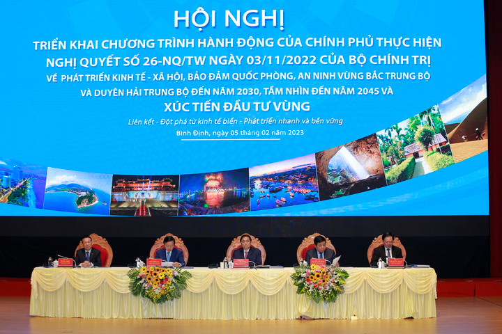 Thủ tướng chủ trì Hội nghị triển khai Nghị quyết 26 của Bộ Chính trị - 1