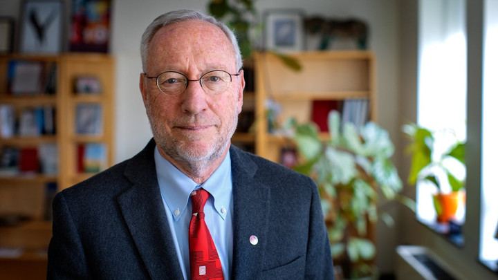 Hiệu trưởng Cornell danh tiếng lần đầu chia sẻ cùng sinh viên Việt Nam - 1