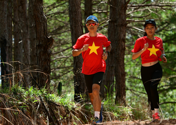 Giải Marathon Vì an toàn giao thông 2023: Theo dấu chân người lính cụ Hồ - 1