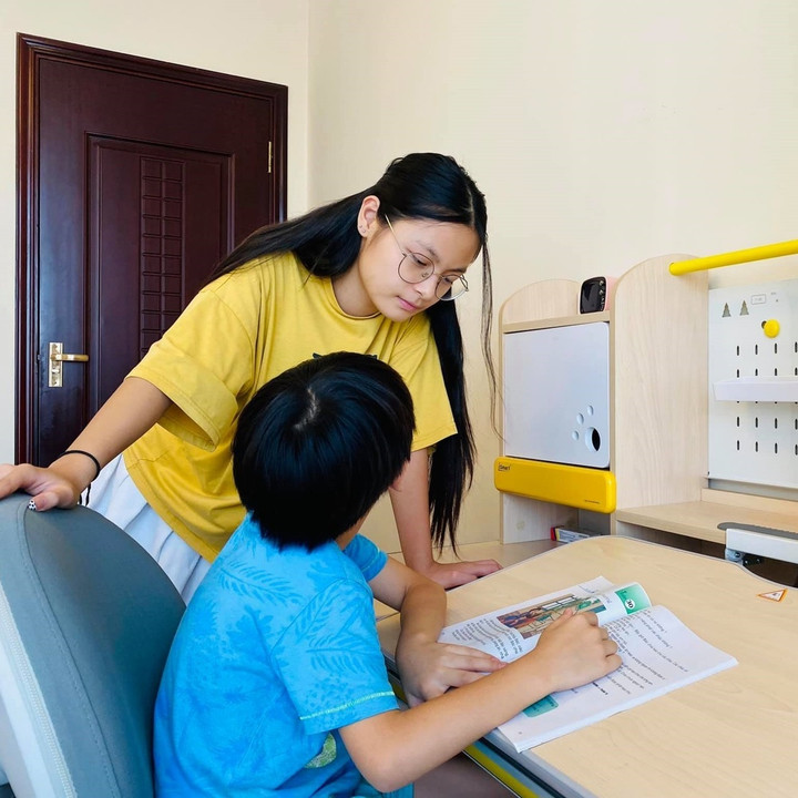 Con gái MC Phan Anh: 9 năm từ em bé nhút nhát thành thiếu nữ xinh đẹp - 10